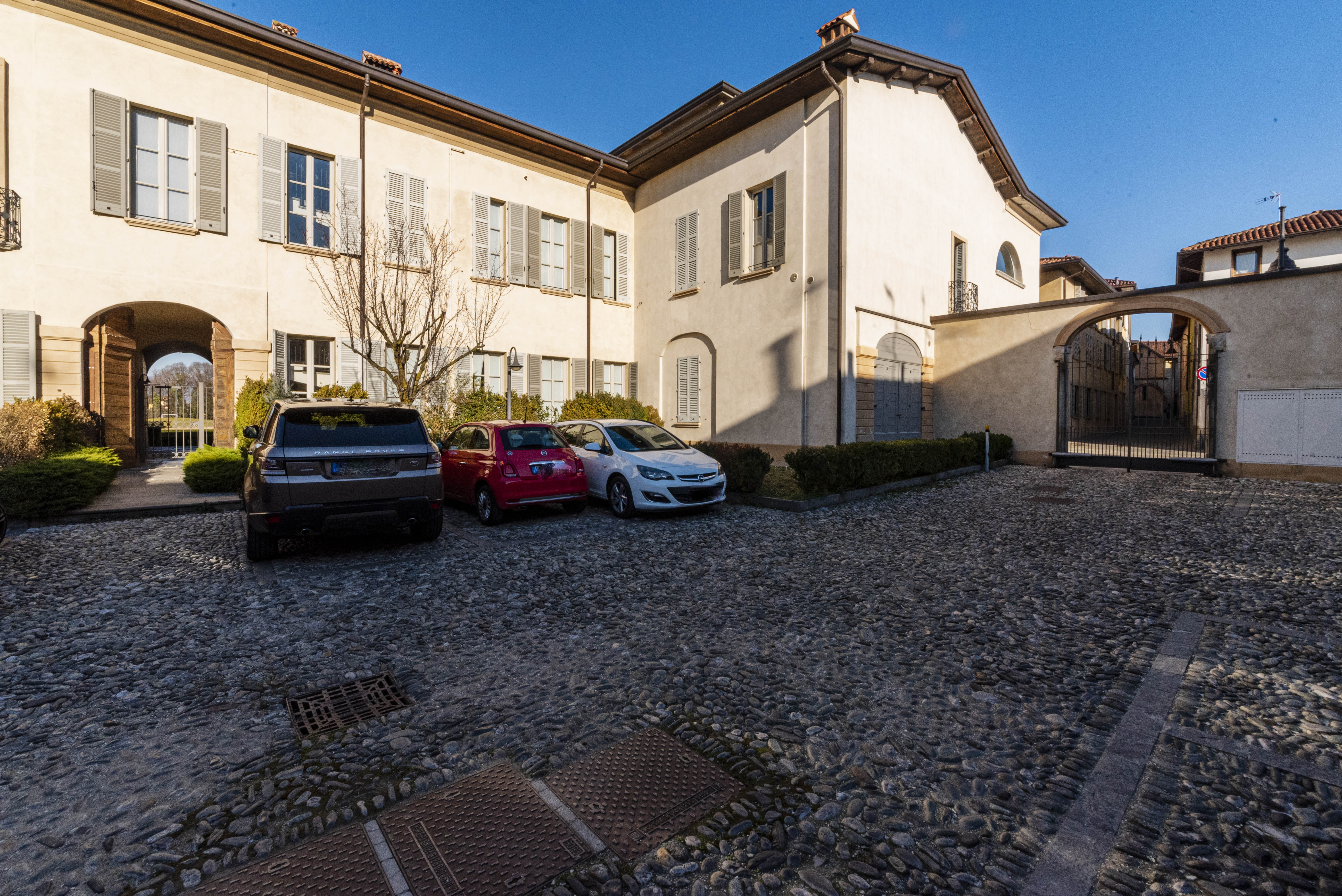Residenza in villa storica a 41 km da Milano